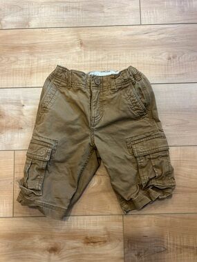 GAP Kids Cargo Shorts in Brown